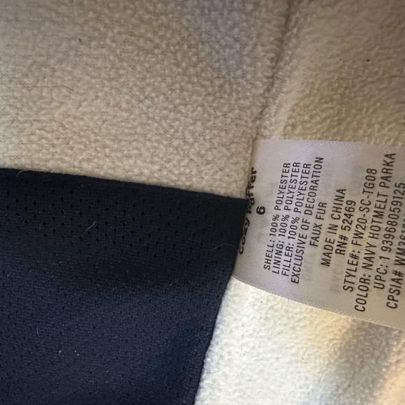 Navy Blue Puffer Jacket with Hood and Quilted Design - Picture 4 of 5